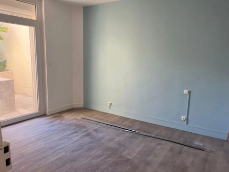 Location Appartement 4 pièces 75 m2 à Perpignan - Photo 4