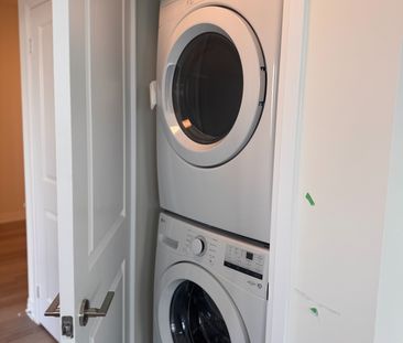 For Lease - 15 Watergarden Drive Unit# 1009, Mississauga, Ontario - Photo 1