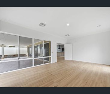 145 GERARD STREET, EAST CANNINGTON - Photo 2