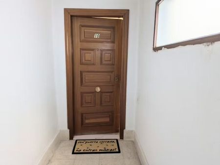 Carrer de Joaquín Costa, Burjassot, Valencian Community 46100 - Photo 4