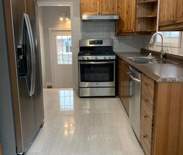 For Lease - 160 Toronto Street Unit# Main, Barrie, Ontario - Photo 1