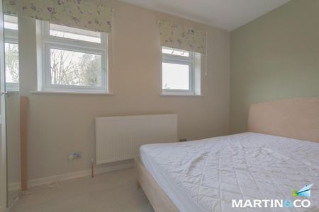 2 bedroom terraced house to rent - Photo 4