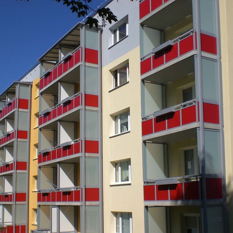 3-Raum-Wohnung im Grünen mit tollem Balkon - Photo 1