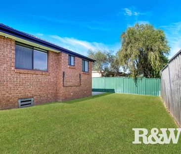 REDUCED RENT - IMMACULATE PRESENTATION - Photo 6
