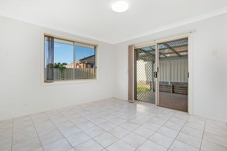 Home For Rent - Photo 4