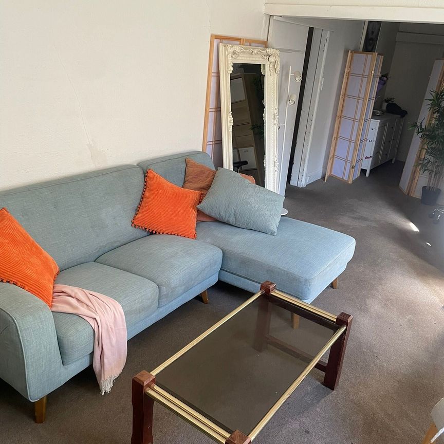 Brighton East - Photo 1
