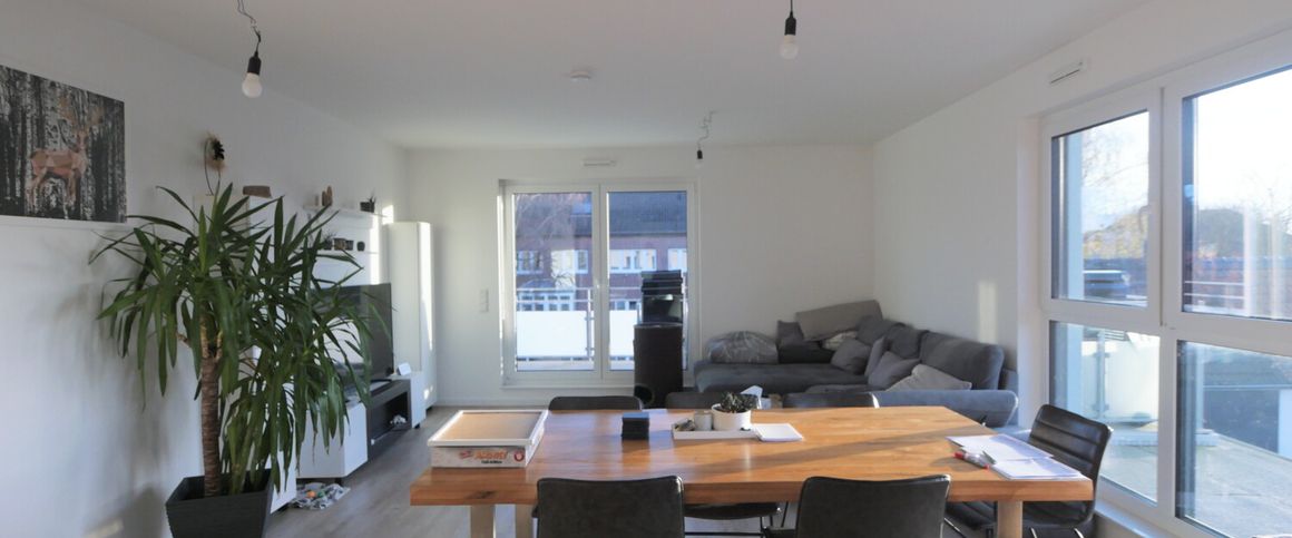 Attraktive 3-Zimmer-Wohnung mit Balkon & Pkw-Außenstellplatz in Würselen! - Foto 1