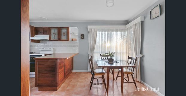 Perfectly Positioned in the Heart of Eltham - Photo 1