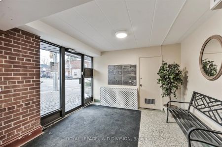 325 Sammon Avenue #07 - Photo 4