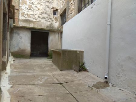 Location Appartement 3 pièces 66m² LEZIGNAN CORBIERES 11200 - Photo 5