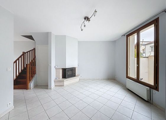 Maison à louer 4 pièces • Issy-les-Moulineaux - Photo 1