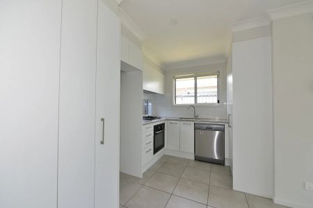 Stylish & Ready for You! - Photo 5