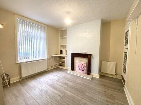 2 bedroom end of terrace house to rent - Photo 5