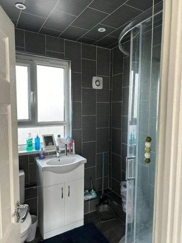 House share to rent - Photo 5