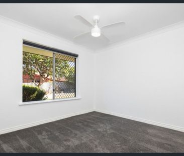 3 X 1 FAMILY HOME BOASTING SIZE, VALUE and LOCATION! - Photo 3