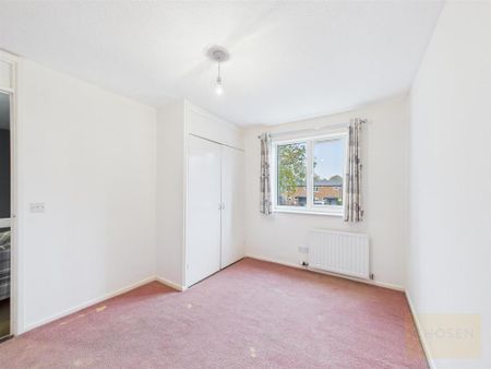 2 bedroom end of terrace house to rent - Photo 5