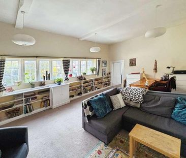 Church Street, Warminster, BA12 - Photo 2