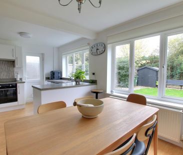 4 bedroom detached house to rent - Photo 1