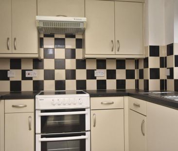 2 bedroom house to rent - Photo 3