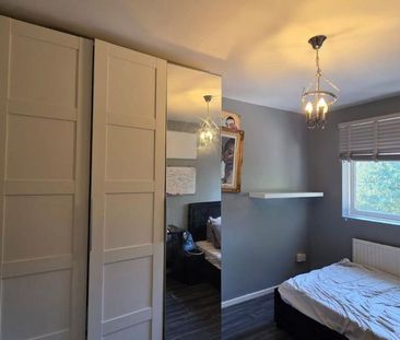1 bedroom in a house share to rent - Photo 5