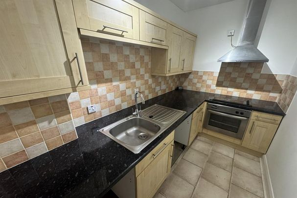 1 bedroom flat to rent - Photo 1