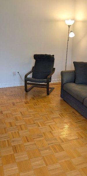 Cession de bail - 3½ meublé quartier Outremont - 1er septembre - Photo 1