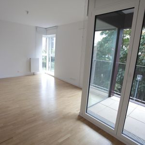 location Appartement F3 DE 59.9m² À ASNIERES - Photo 2