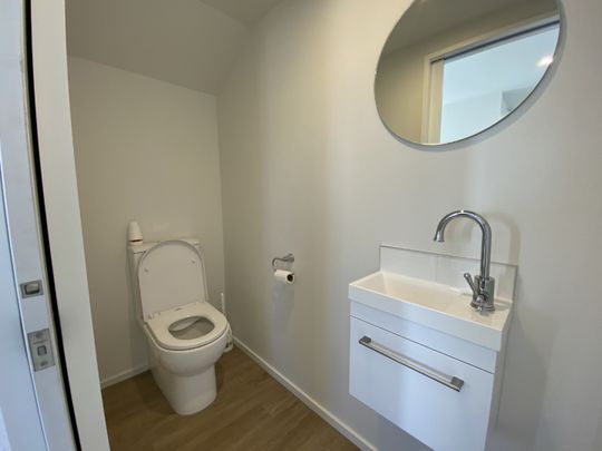 2/33 Dickens Street, Addington - Photo 1