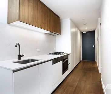 2002/9-23 Mackenzie Street, Melbourne - Photo 1