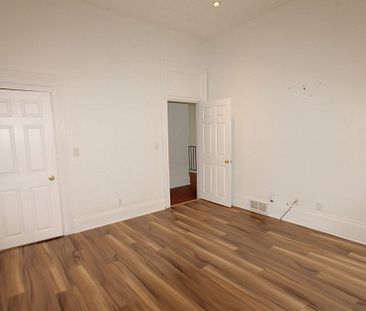 140 Alfred, unit 2- Lease - Photo 3