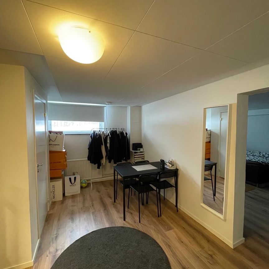 Berghallagatan 18A - Foto 1