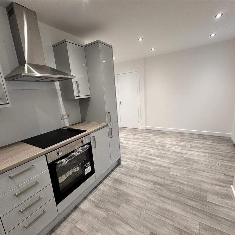 1 bedroom apartment to rent - Photo 1