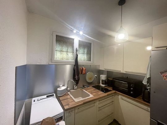 A LOUER Appartement Sausset-les-pins 2 pièce(s) 37 m2, bord de mer, résidence sécurisée, une terrasse, - Photo 1