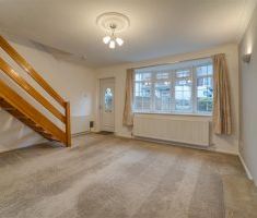 3 BEDROOM House - End Town House - Photo 4