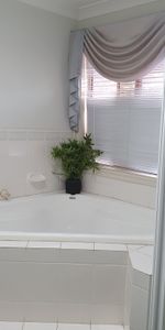Kellyville - Photo 3