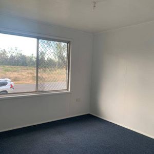 1/24 Drummond Street, Moree NSW 2400 - Photo 2