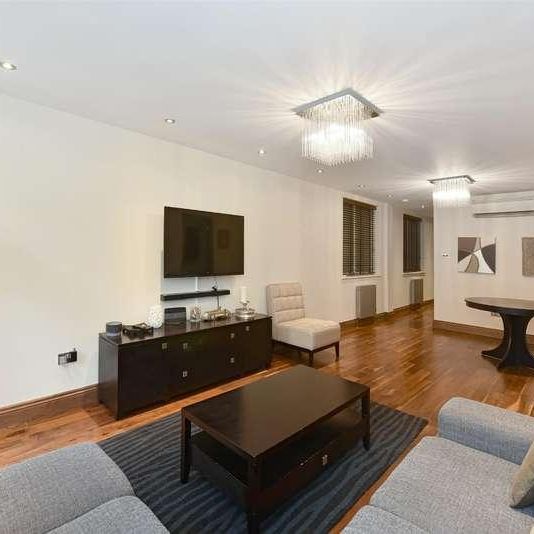 Barrie House, Lancaster Gate, Hyde, W2 - Photo 1