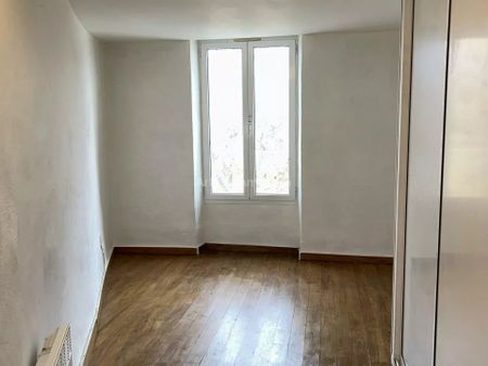 Location Appartement 3 pièces 72 m2 à Pourrières - Photo 5