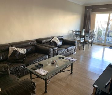£1,800 PCM, Furnished Three Bedroom Semi-Detached House with Off-Ro... - Photo 1