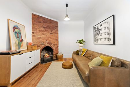 31 Booth Street, Golden Square - Photo 4