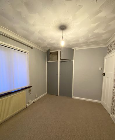 £1,000 PCM, Two Bedroom House with Large Enclosed Garden in Channel View Road, Grangetown, Cardiff, CF11 7EP - Photo 3