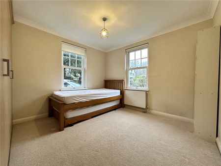 Castleton Court, 3 Arncliffe Road, Leeds, LS16 5JE - Photo 5