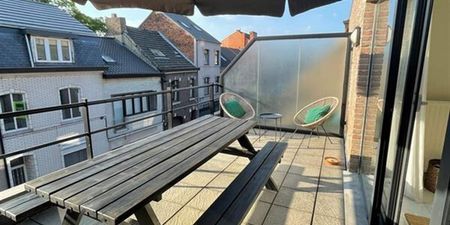 Duplex te huur in Hasselt voor € 850 met 2 slaapkamers - Photo 3