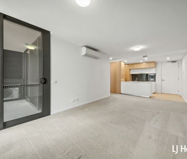 (Door 30) 154/97 Eastern Valley Way, Belconnen ACT - Photo 1