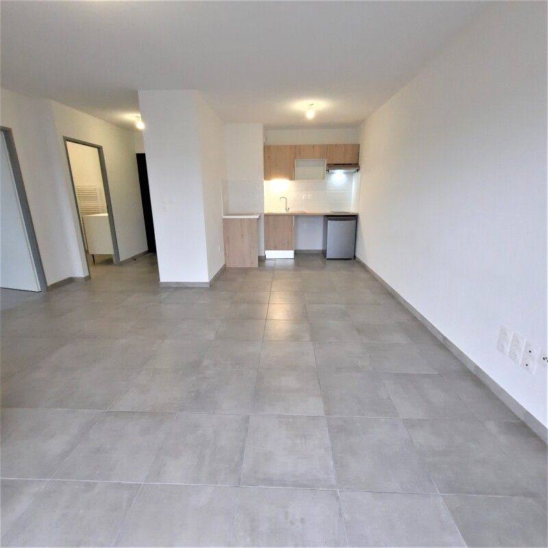 Location Appartement 2 pièces 44m² NIMES 30000 - Photo 1