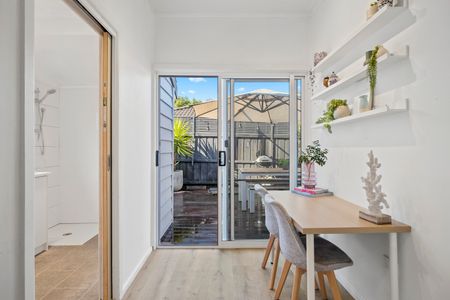 1/12 Gilmour Road, Bentleigh VIC 3204 - Apartment For Rent | Domain - Photo 3