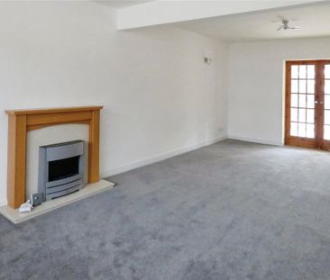 4 bedroom semi-detached house to rent - Photo 4