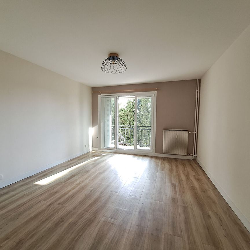 Location Appartement 3 pièces 66m² - Photo 1