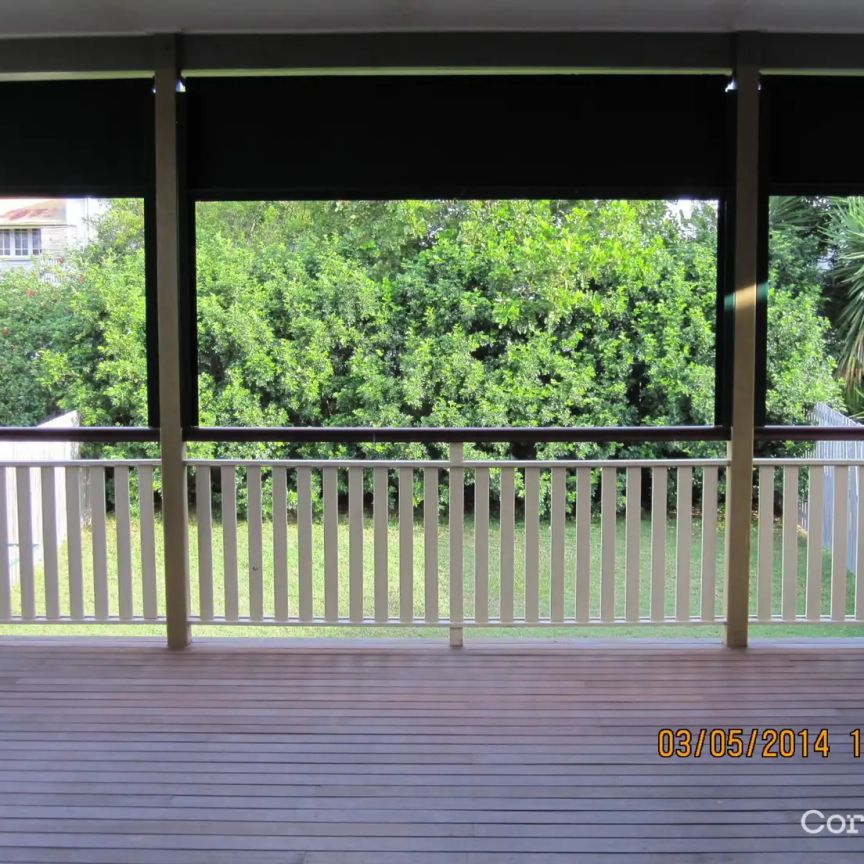 “Large and beautiful house for rent (3 bedroom 2 bathroom with 1 carpark)” - Photo 1