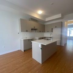 For Lease - 40 Seine Lane, Richmond Hill, Ontario - Photo 1
